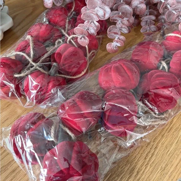 Elegant Faux Eucalyptus fall decor - Picture 2 of 3